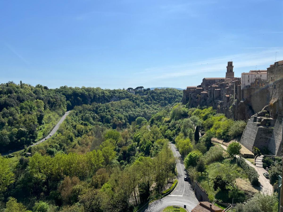 Affittacamere Licenza N.1 Presso La Magica Torre Pitigliano Exterior photo