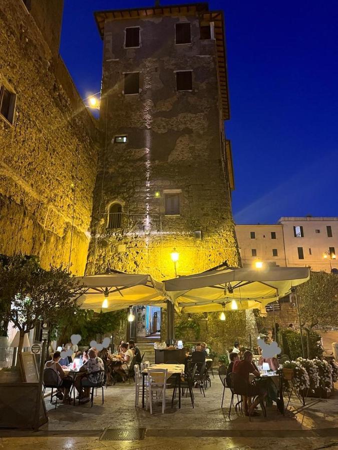 Affittacamere Licenza N.1 Presso La Magica Torre Pitigliano Exterior photo